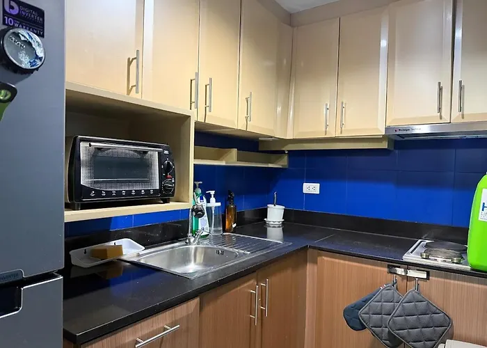 1 Bedroom Across Naia T3 * Manila